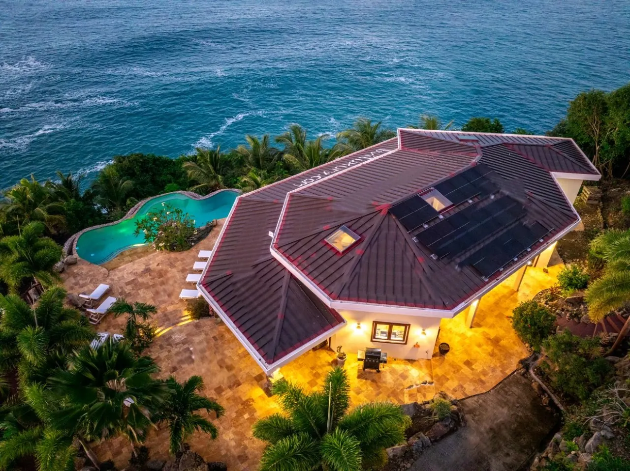 Villa MyALL Tortola at night
