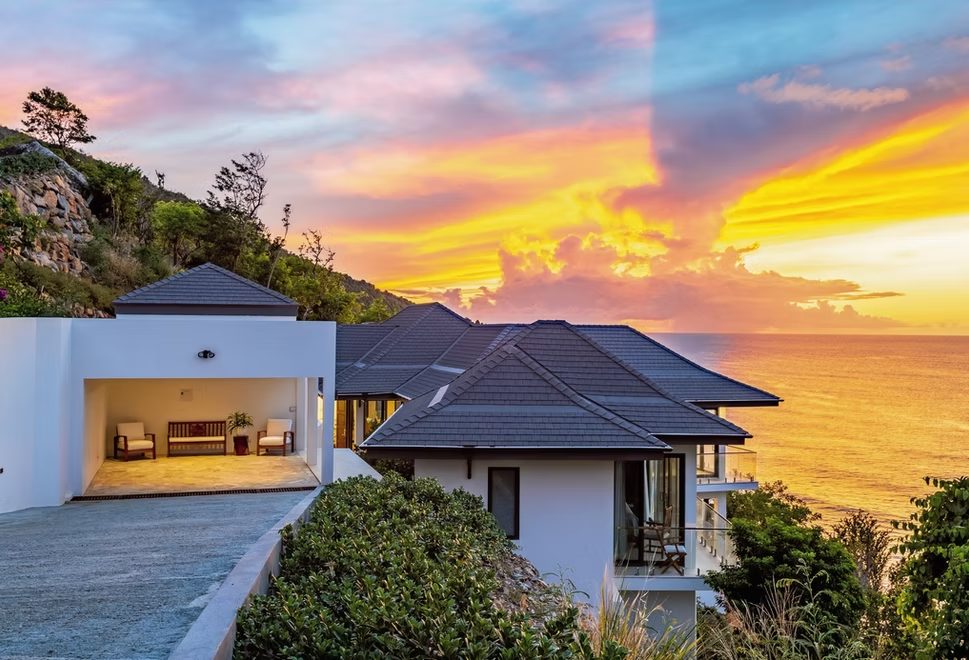 BVI Summer Beaches: The Best Beaches and Hidden Anchorages in the British Virgin Islands